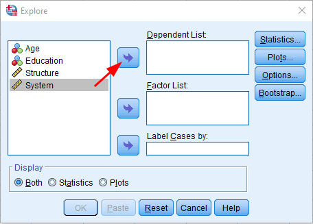 Cuadro de diálogo Explore de SPSS mostrando la lista de variables a la izquierda con el botón de flecha para mover variables a Dependent List