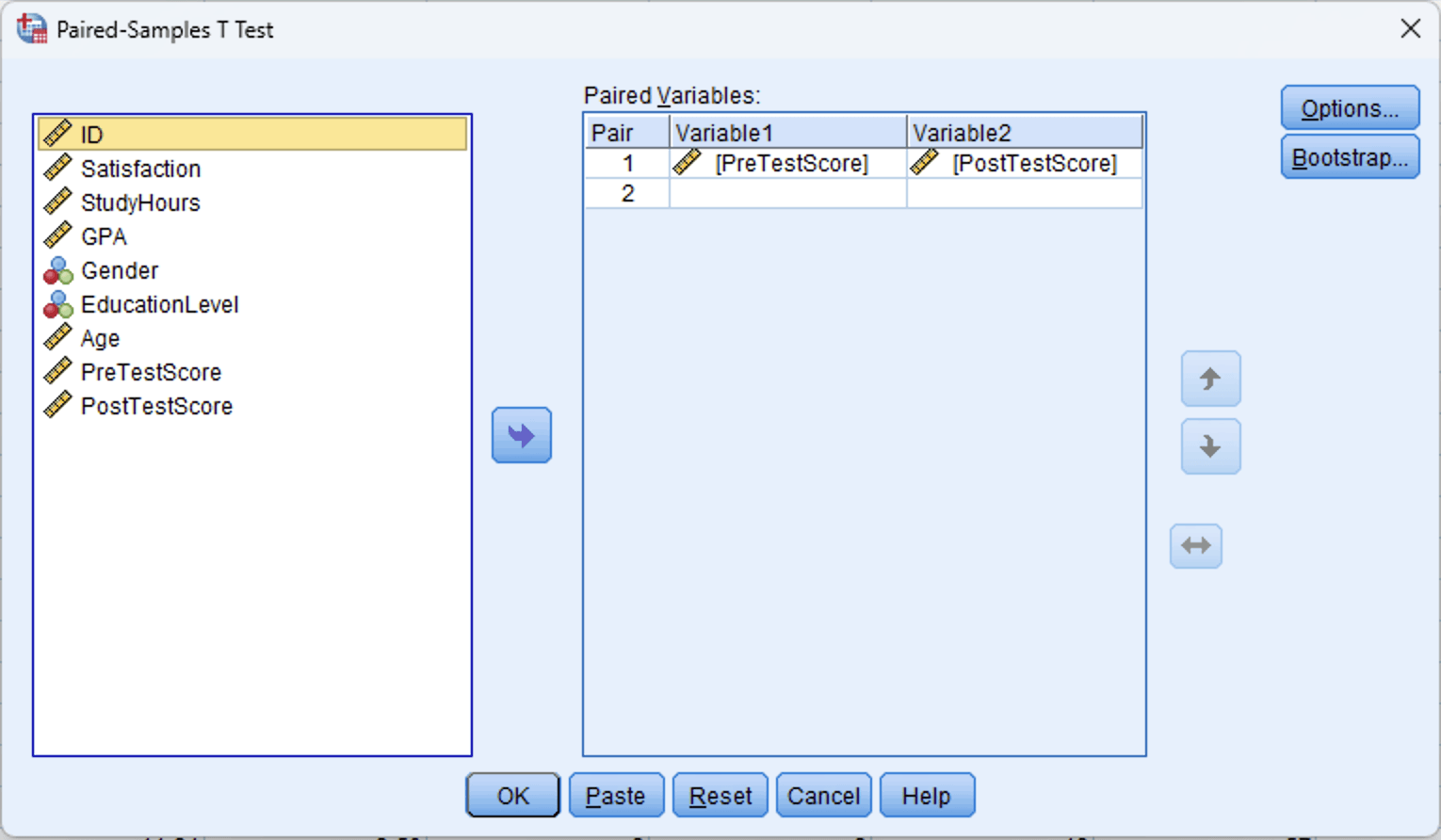 Dialogul SPSS Paired-Samples T Test cu PreTestScore si PostTestScore in caseta Paired Variables